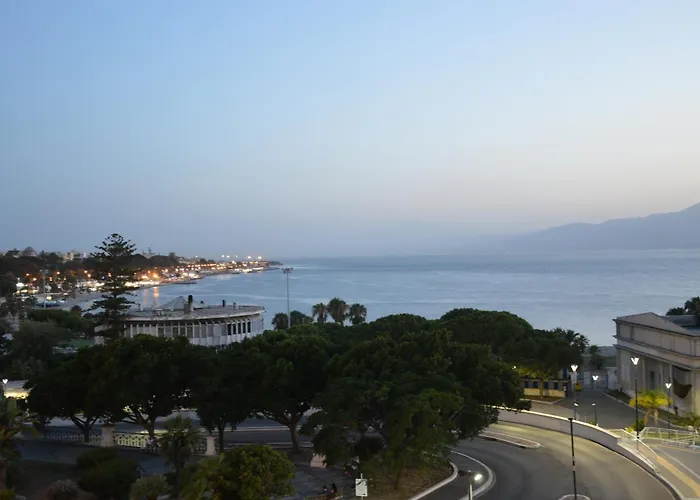 Via Roma 雷焦卡拉布里亚