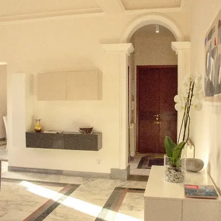 Via Roma Apartament